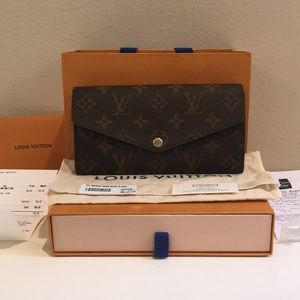 Louis Vuitton Sarah Wallet